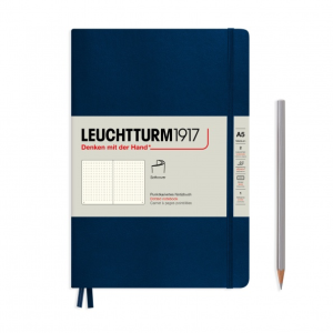 NOTATNIK LEUCHTTURM1917 MEDIUM (A5) MIĘKKA OPRAWA GRANATOWY W KROPKI